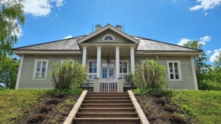 Фото: Межрегиональный туристский маршрут "Вслед за Пушкиным: от Невы до Сороти" - 5 дней