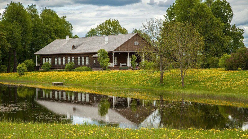 Фото: Межрегиональный туристский маршрут "Вслед за Пушкиным: от Невы до Сороти" - 5 дней